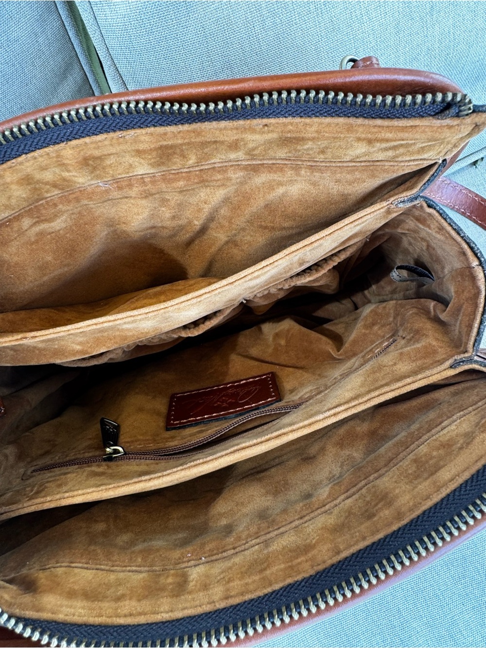 Patricia Nash Leather Purse PERUVIAN
Painting Collection - Picture 5 of 8